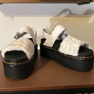 Dr. Martens Voss Quad Fluffy